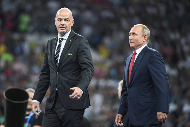 在这些举措 在这些举措