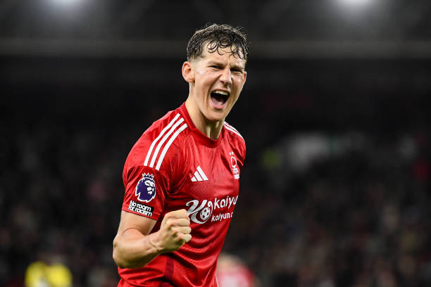 逐渐成为皇 逐渐成为皇